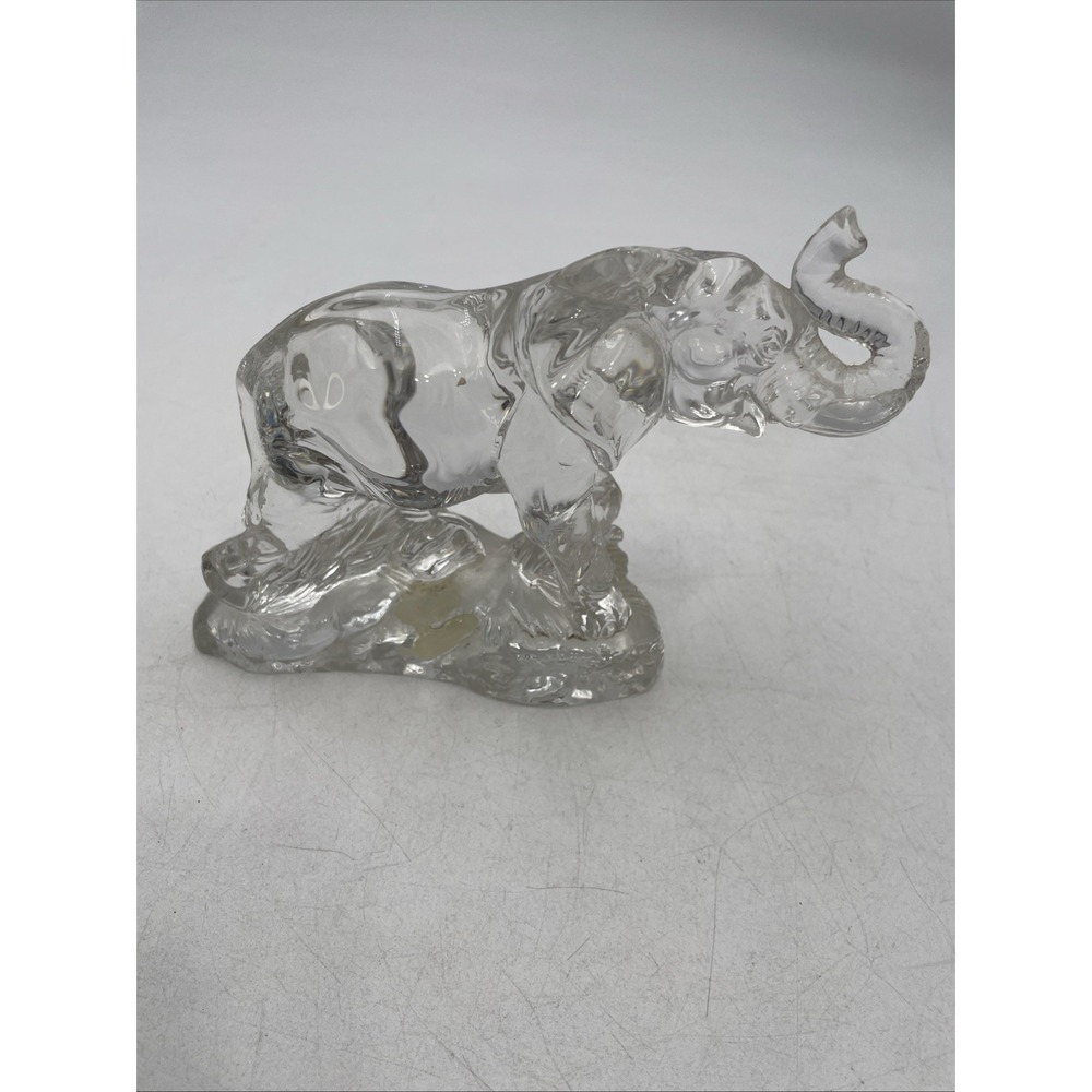 WONDERS OF THE WILD 24% Lead Crystal Elephant Vintage Heavy Figurine